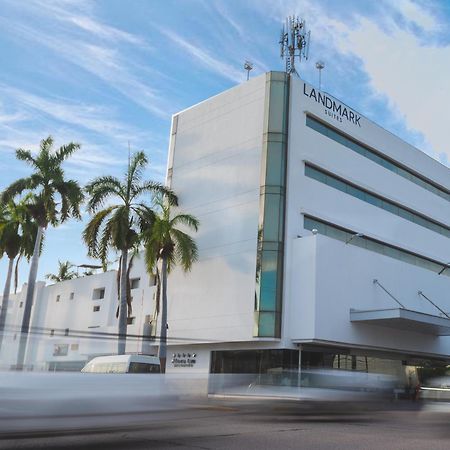 Landmark Suites By Balderrama Hotel Collection 洛斯莫奇斯 外观 照片